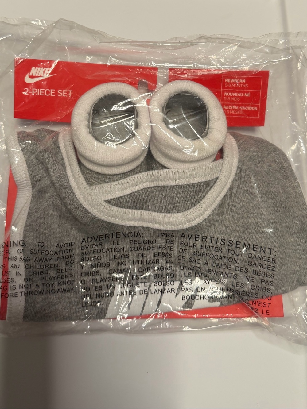 Nike Baby 2-Piece Set in Grey and White